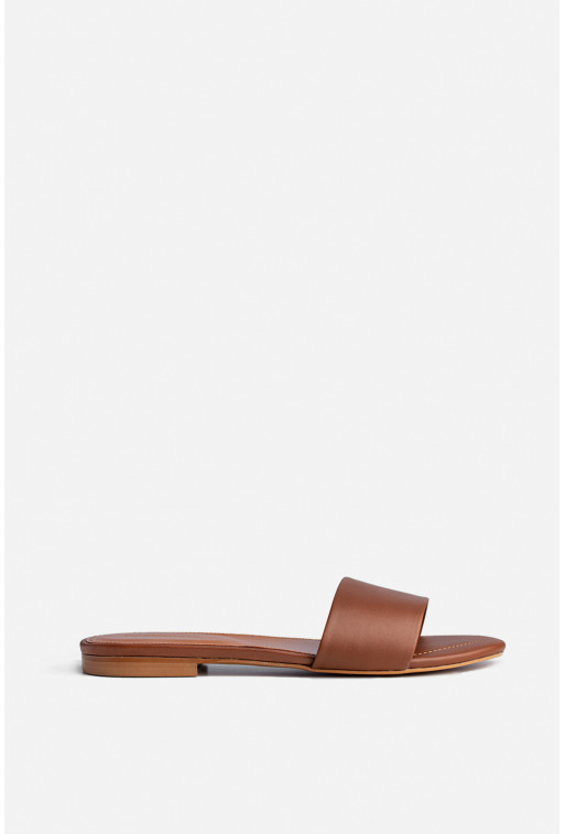 Reese brown leather
sandals