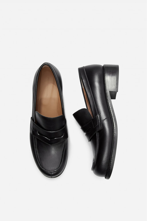 Alen black leather loafers