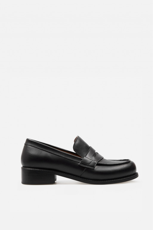 Alen black leather loafers