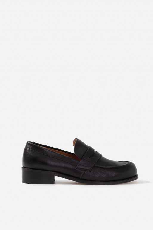 Alen black leather loafers