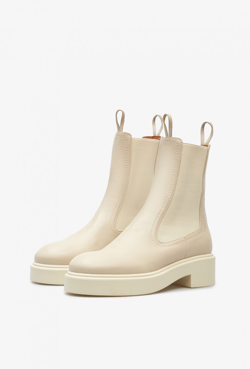 Taya beige leather
chelsea boots /baize/