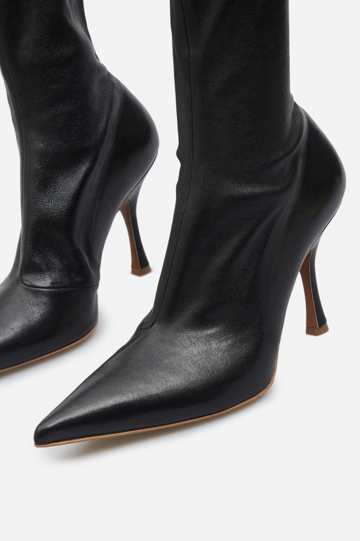 Kim black leather
ankle boots