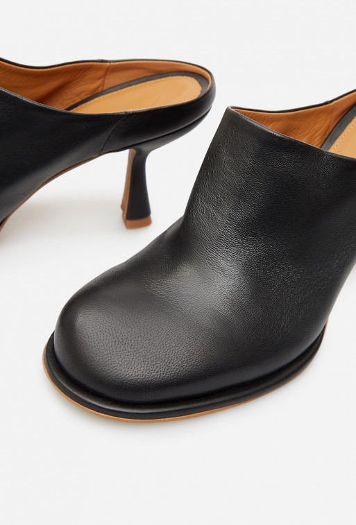 Annet black leather mules /7 cm/