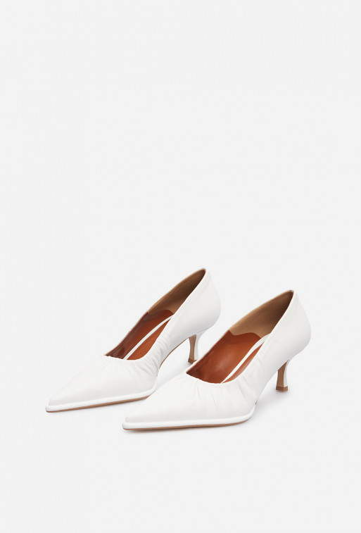 Lusy white leather
pumps / 5cm/