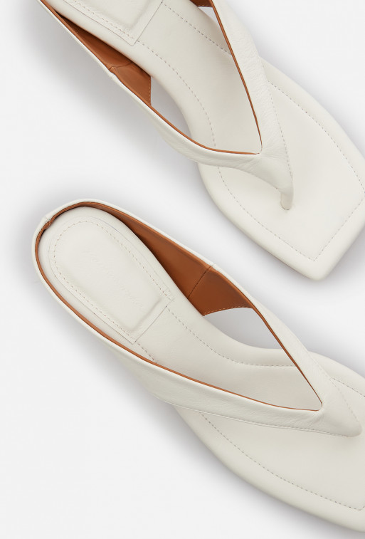 Elsa milk leather
sandals /5 cm/
