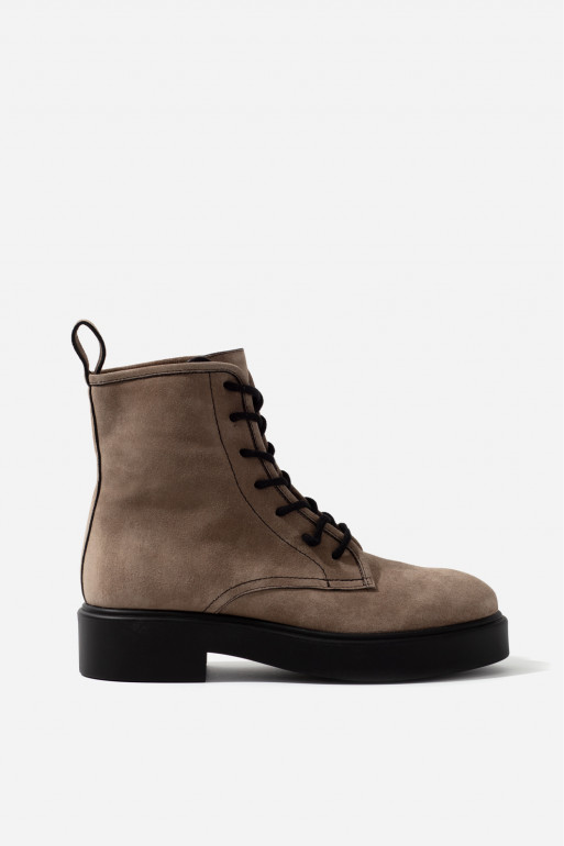 Lina brown suede boots