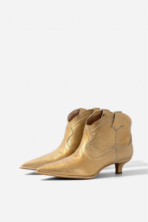 Cherilyn vintage gold leather cowboy boots