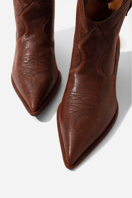 Cherilyn brown vintage leather cowboy boots