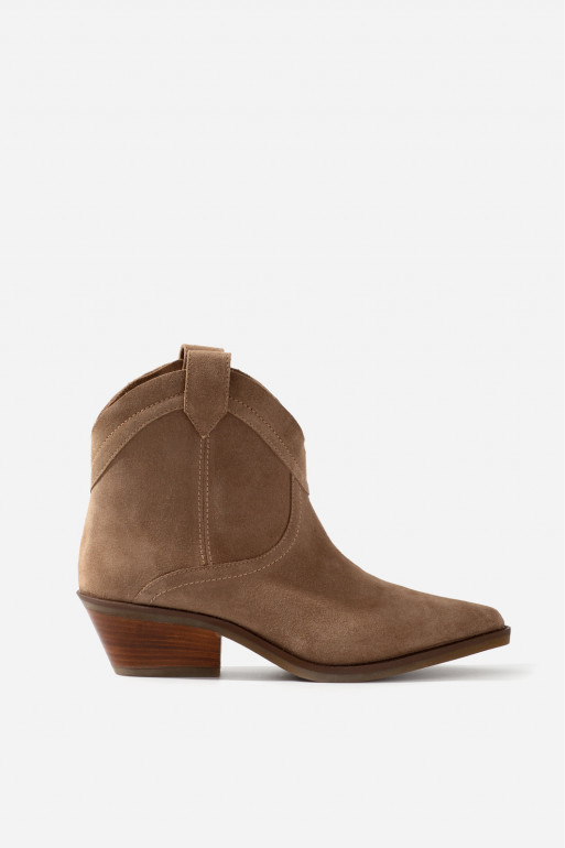 ANNIE brown suede cowboy boots