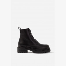 Riri black leather boots with wool