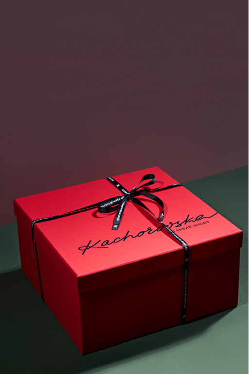 Подарункова коробка брендована червона