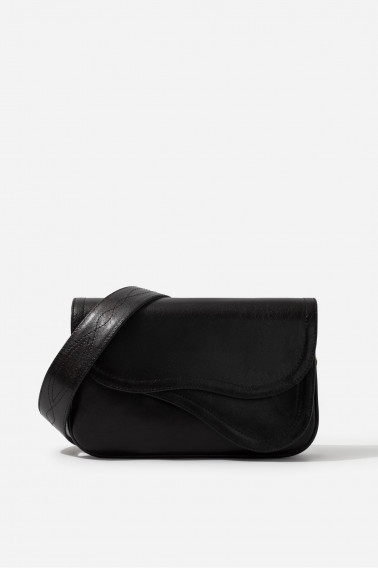 Saddle bag 2
black leather crossbody /gold/