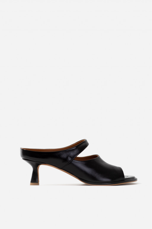 Tracy black leather sandals