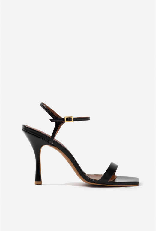 Betty black leather sandals