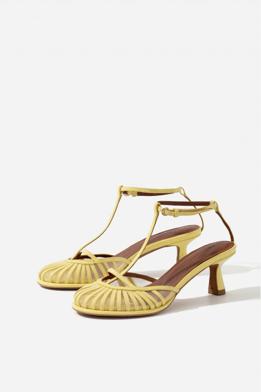 Goldie light yellow patent leather sandals /5 см/