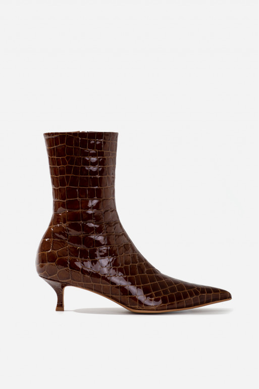 MIA brown ankle boots