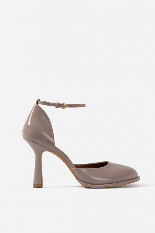 AMANDA gray pumps