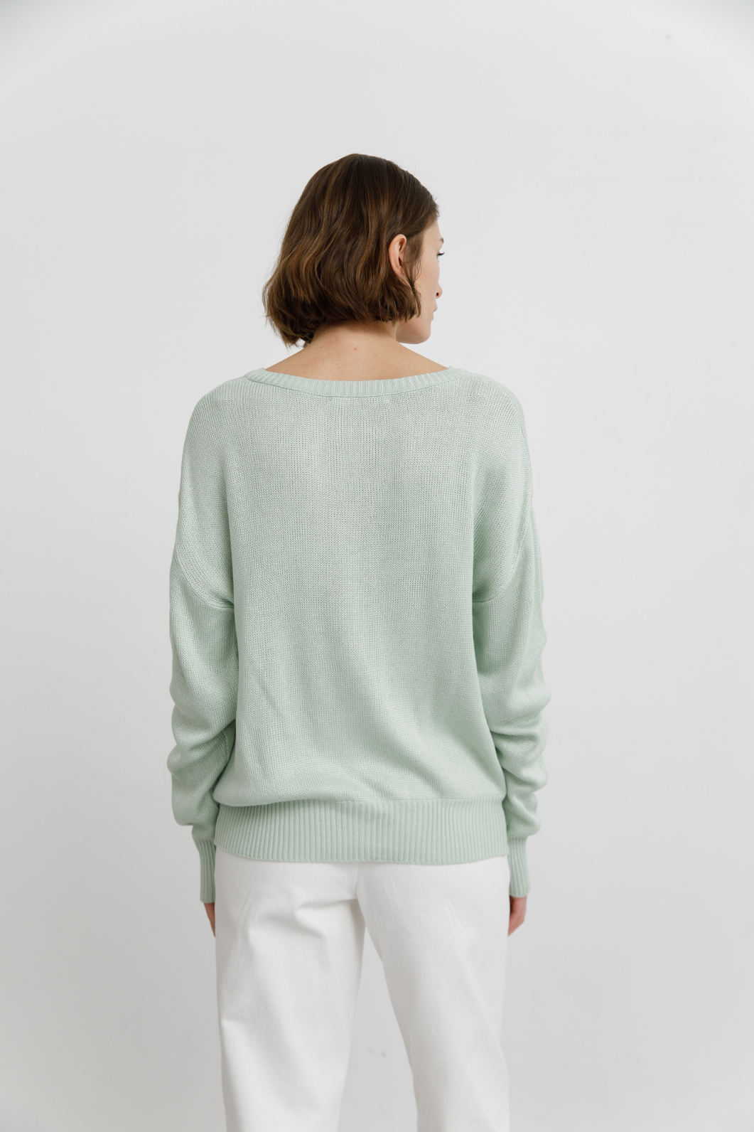 Tommy mint
knit sweater