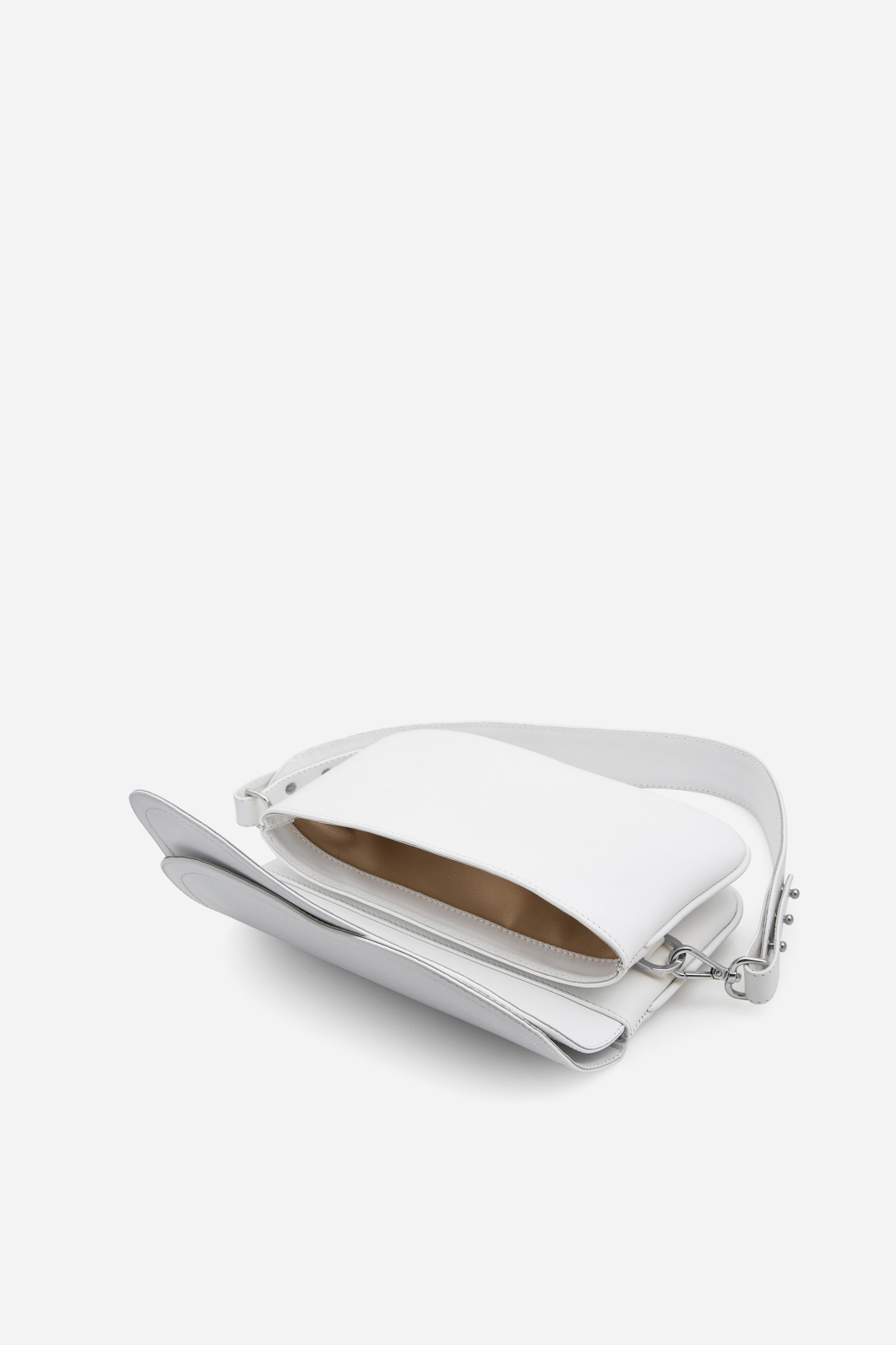 Saddle bag 2
white leather crossbody /silver/