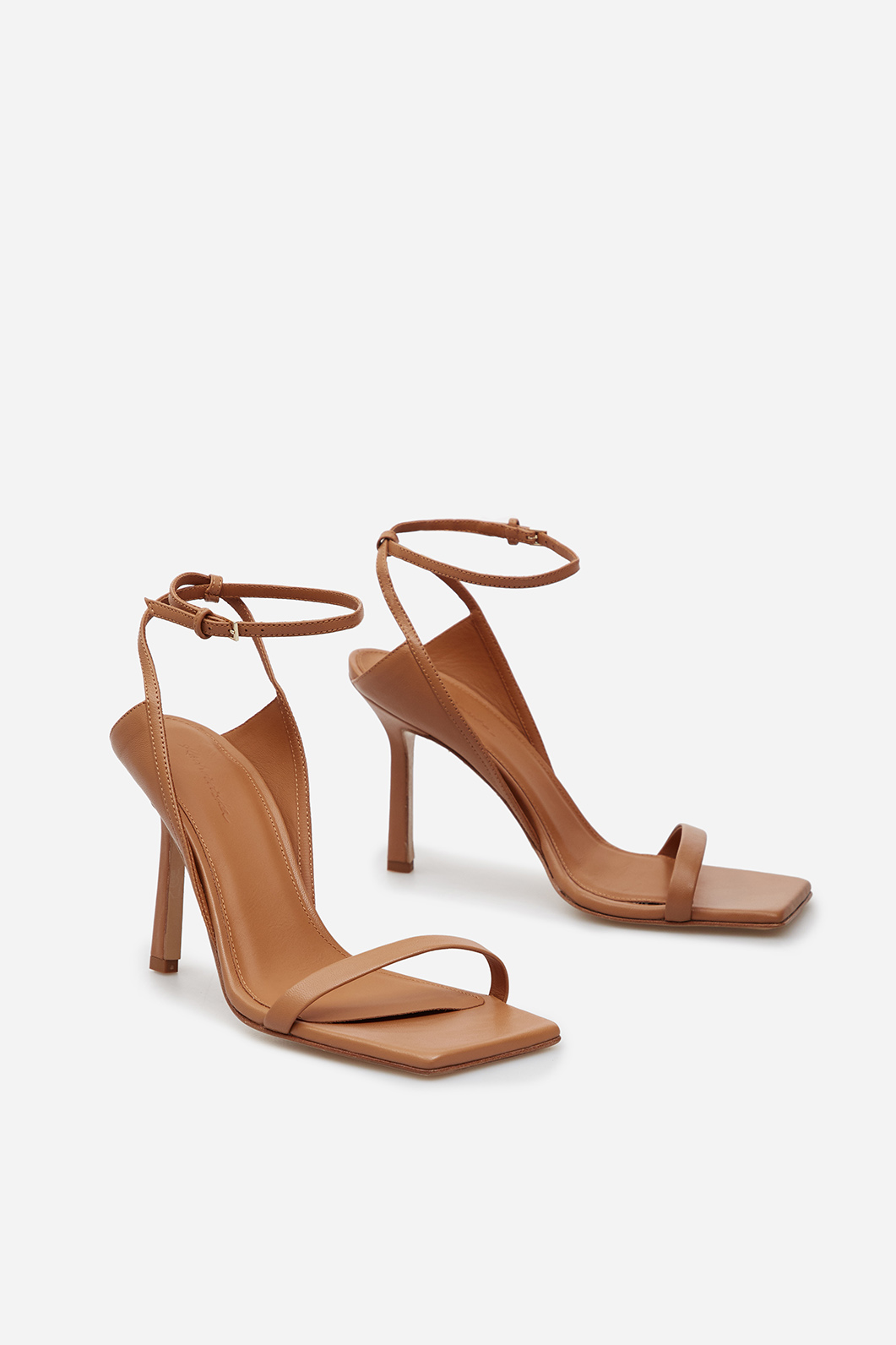 Bony brown leather
sandals /9 cm/
