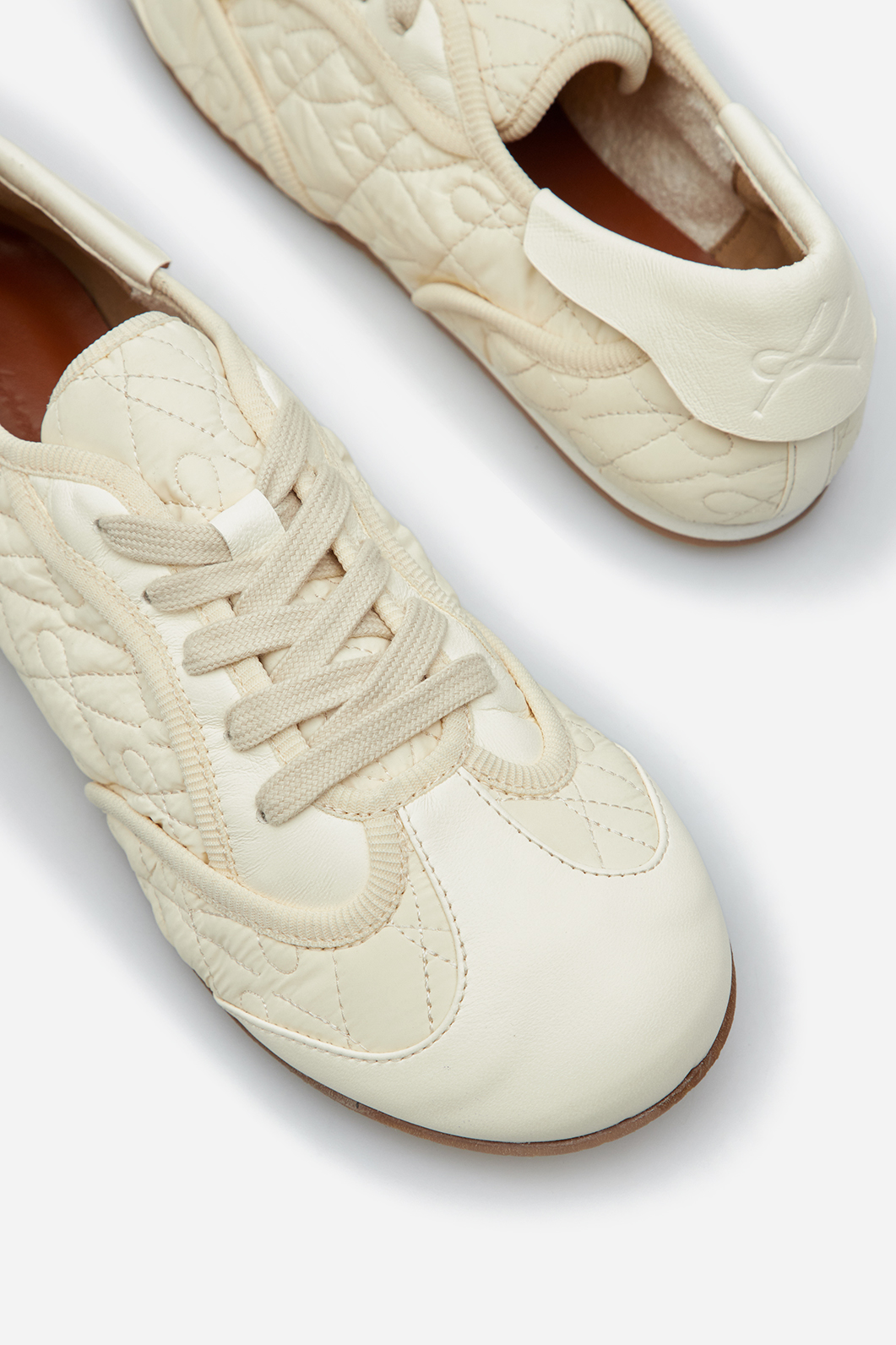 Bowley white textile sneakers