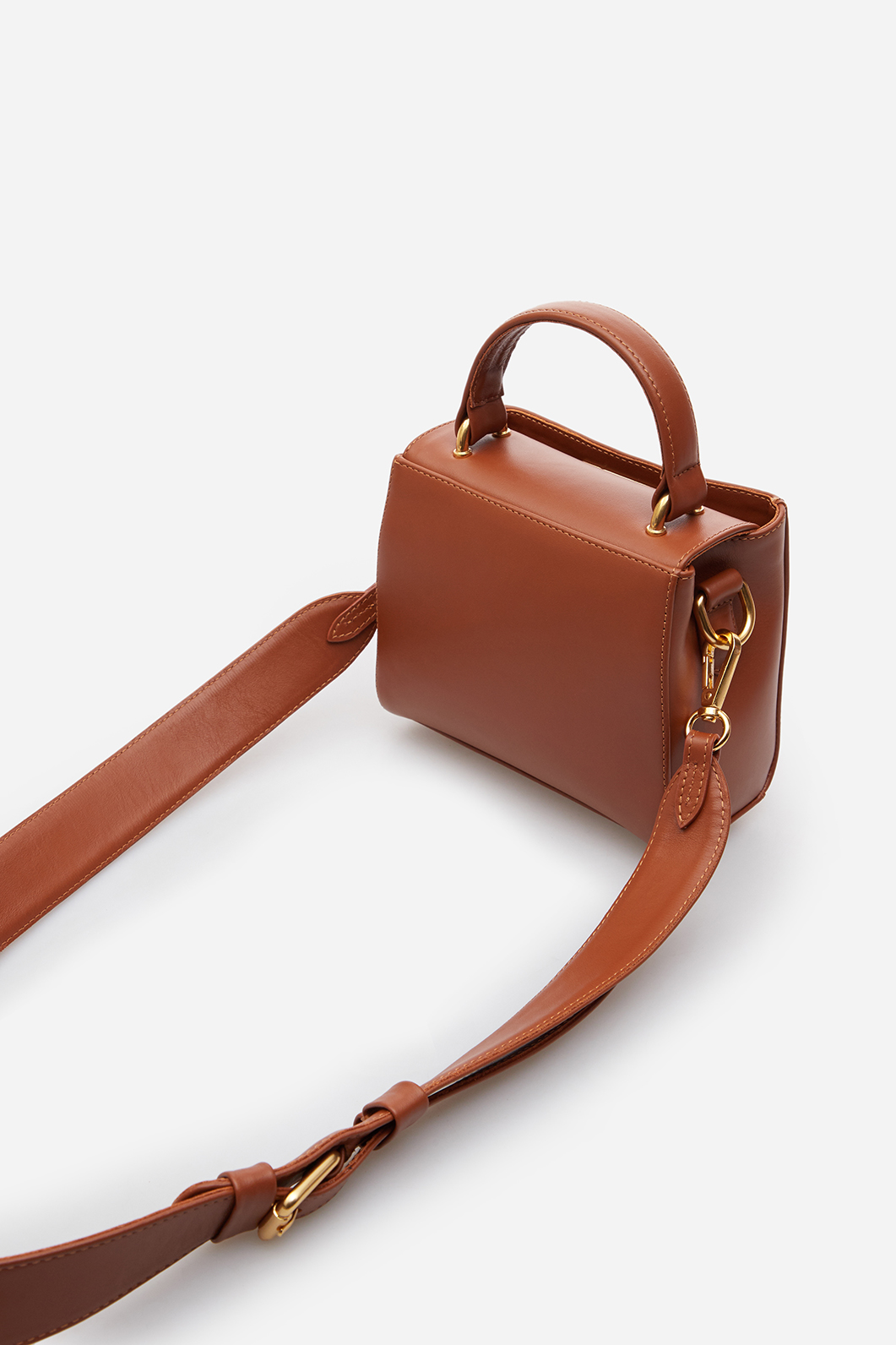 Erna micro RS caramel-colored leather
city bag /gold/