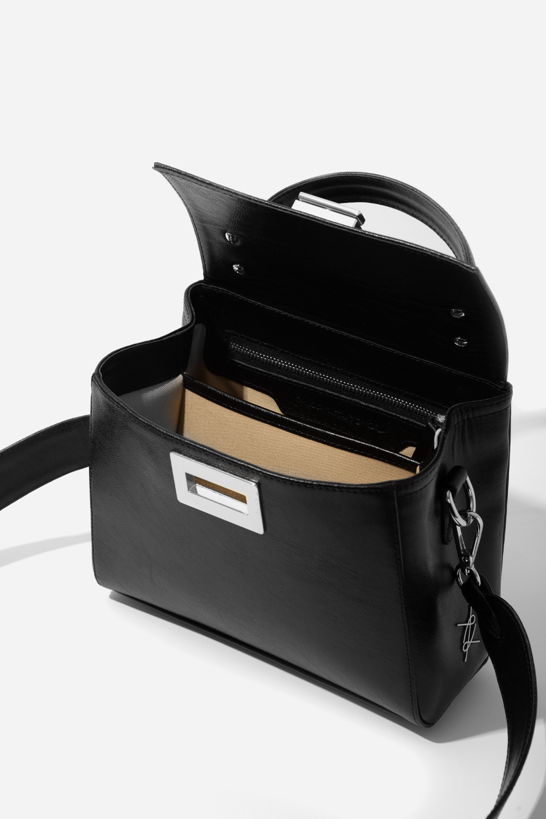 Erna mini New black leather bag /silver/