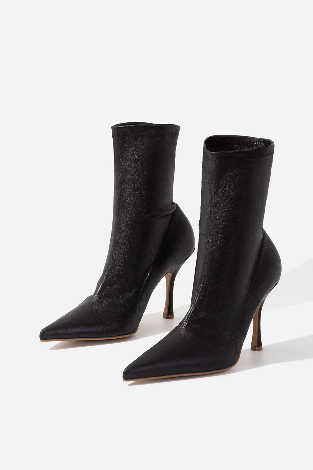 KIM black ankle boots