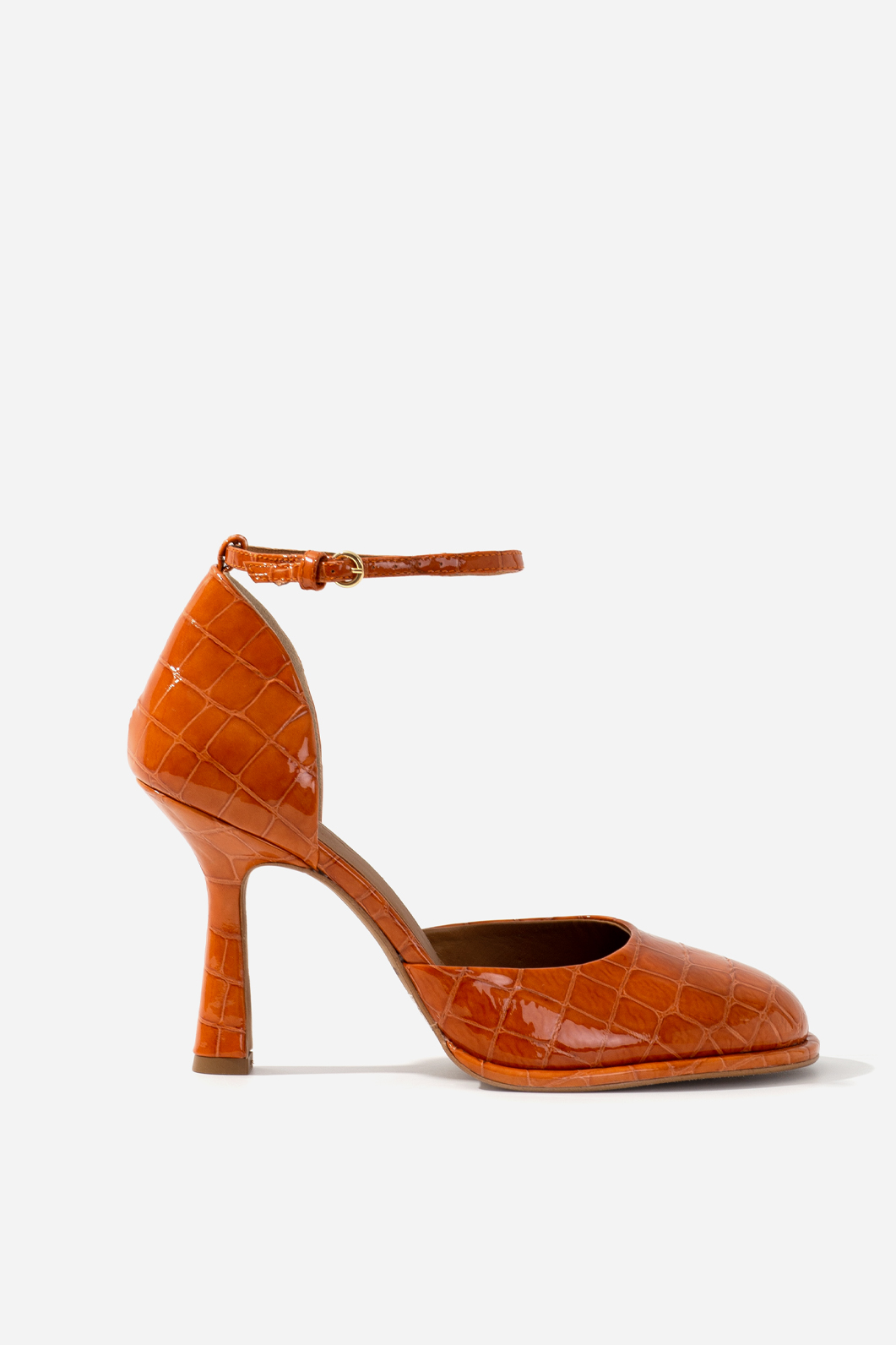 AMANDA orange pumps