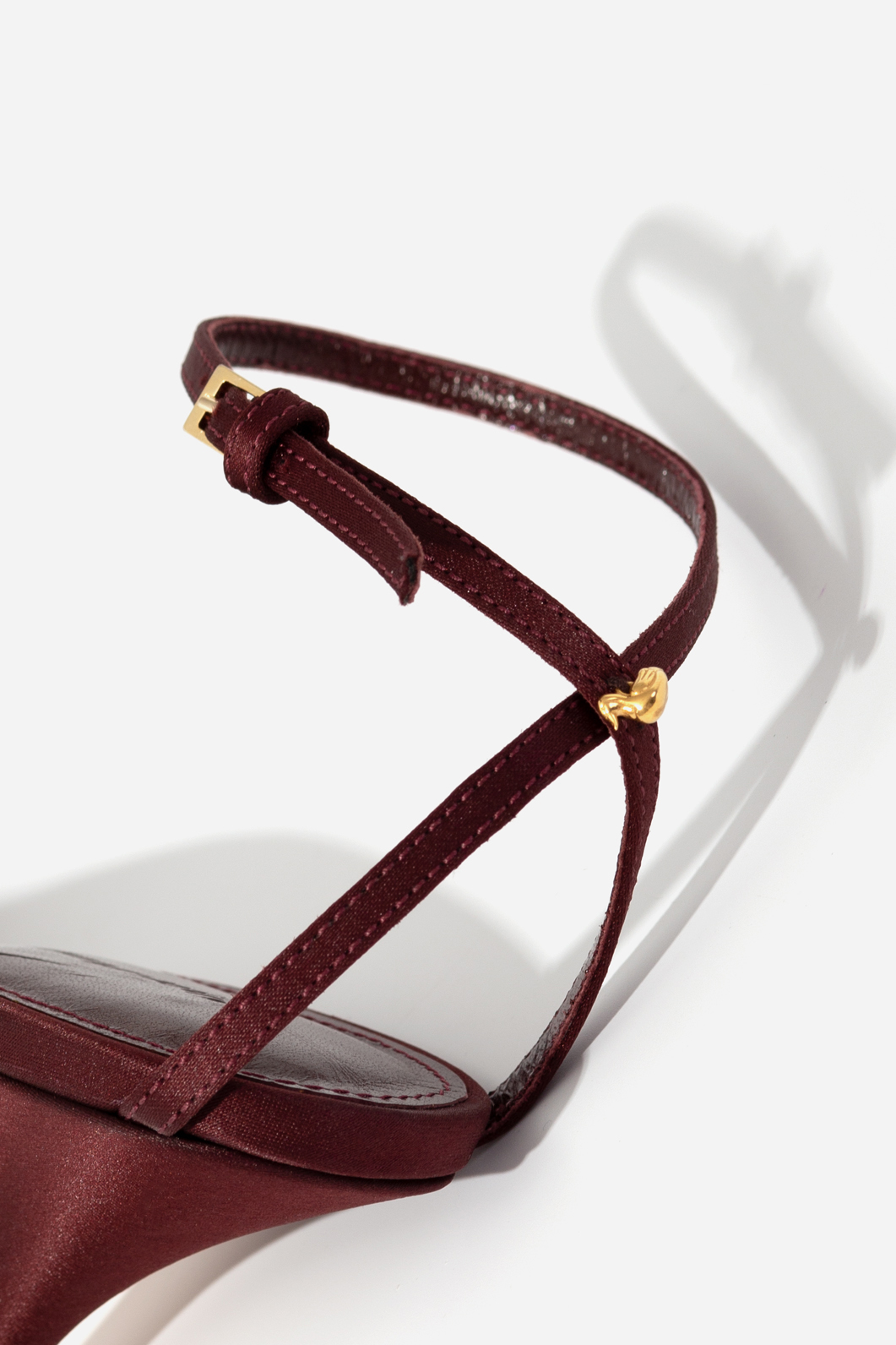 LEONA bordeaux sandals