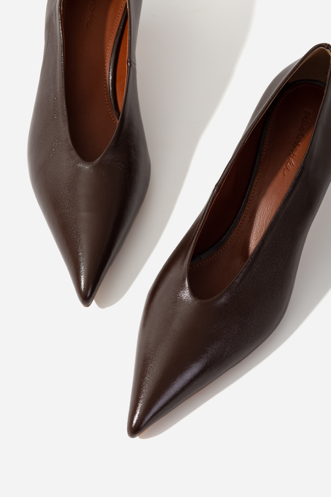 CAMILLE dark brown pumps